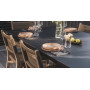 Table Origin Medium dressée pour le repas
