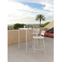 Table haute Piave 70 High corda et tabourets Cassia Stool en terrasse