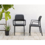 Fauteuil Bora antracite, détail de l’accoudoir
