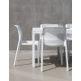 Chaises Bit bianco, détail du dossier ajouré
