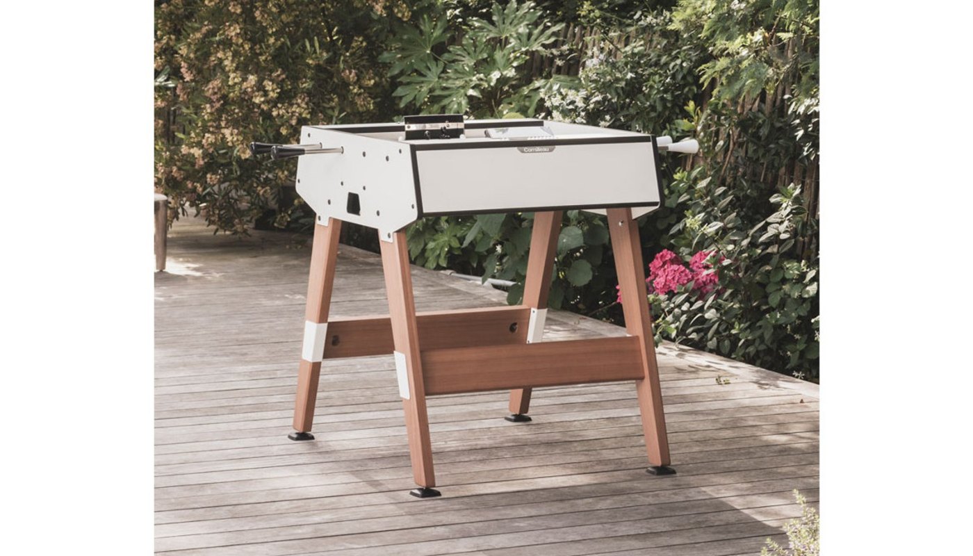 Baby-foot Origin Duo Outdoor blanc Cornilleau sur une terrasse