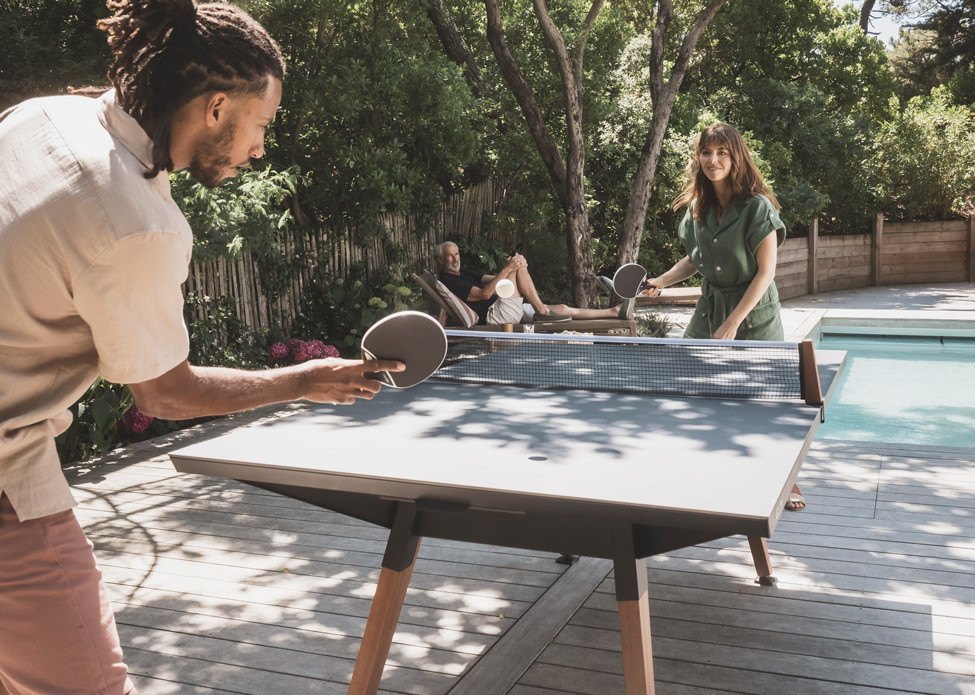 Partie de ping-pong sur l’Origin Medium noir