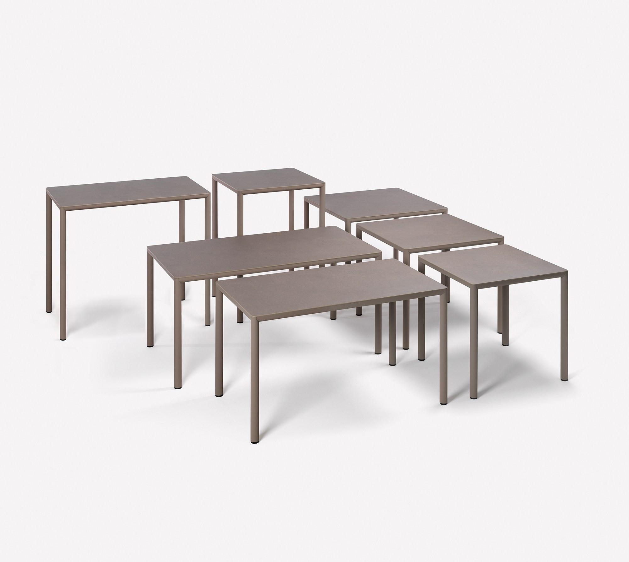 Le système Piave : tables de repas et tables hautes