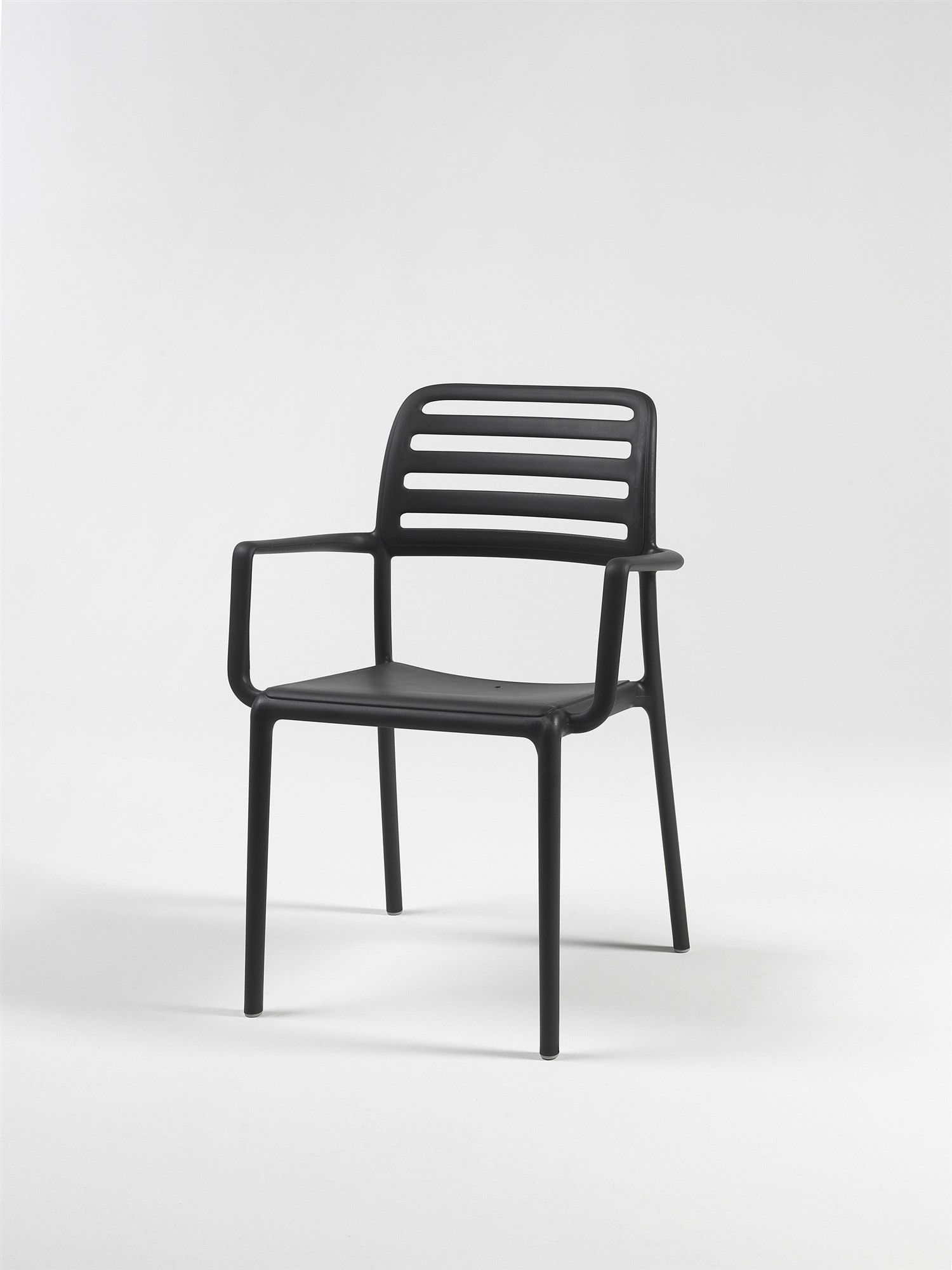 Fauteuil Costa antracite, vue de trois quarts