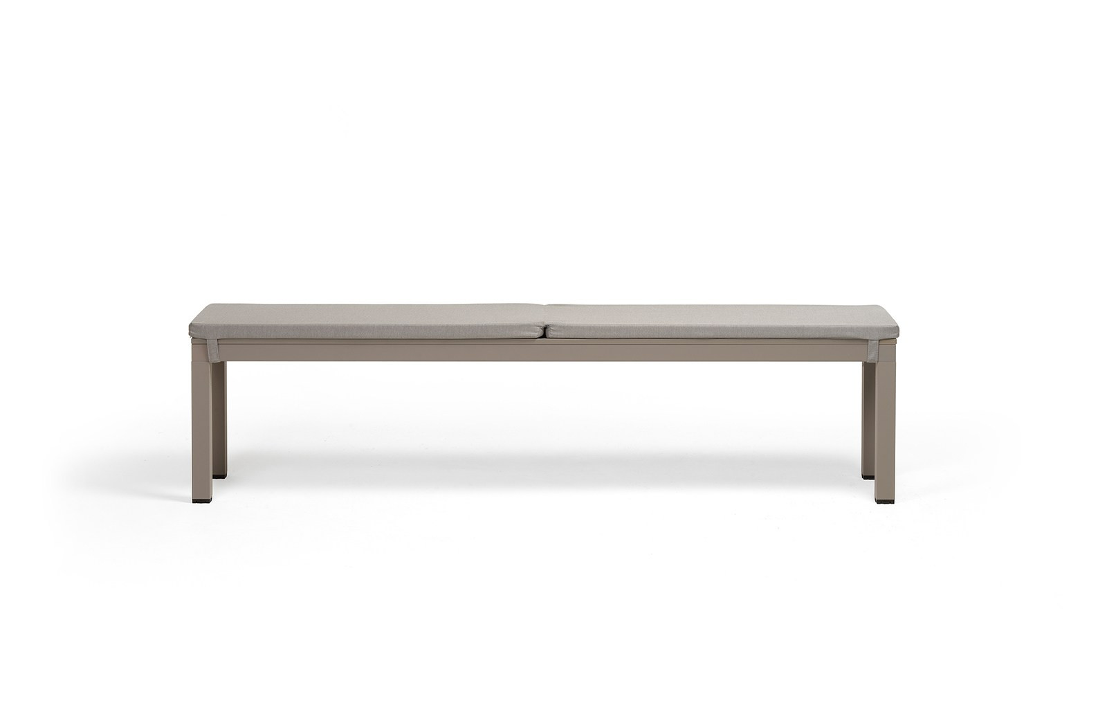 Le coussin Rio Bench sur le banc, en situation