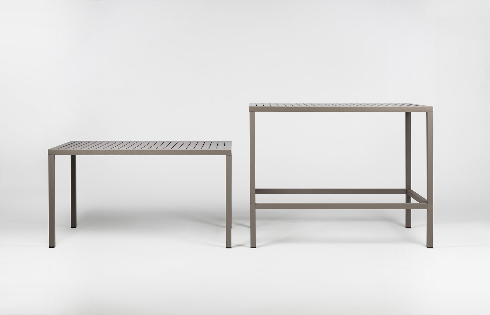Table Cube 140x80 en terrasse