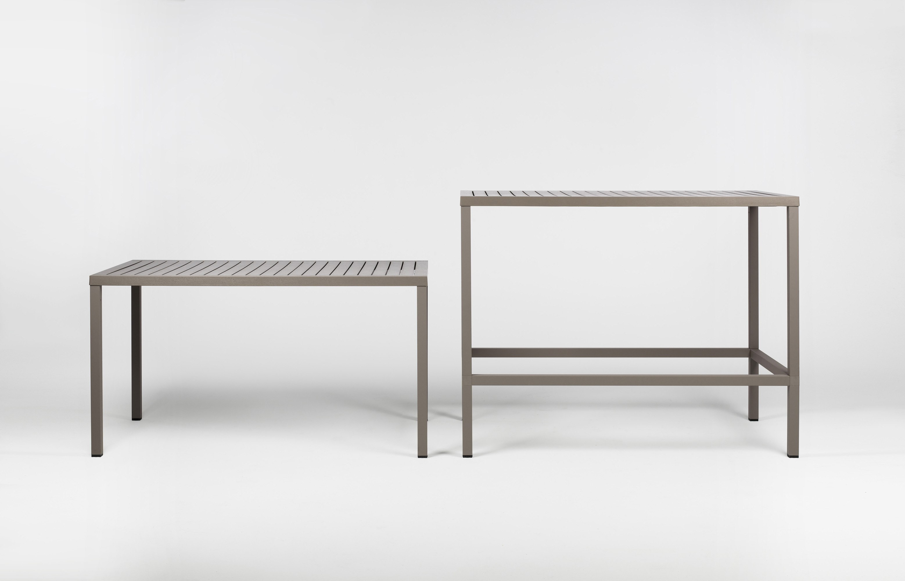 Table Cube 140x80 montée avec le kit High