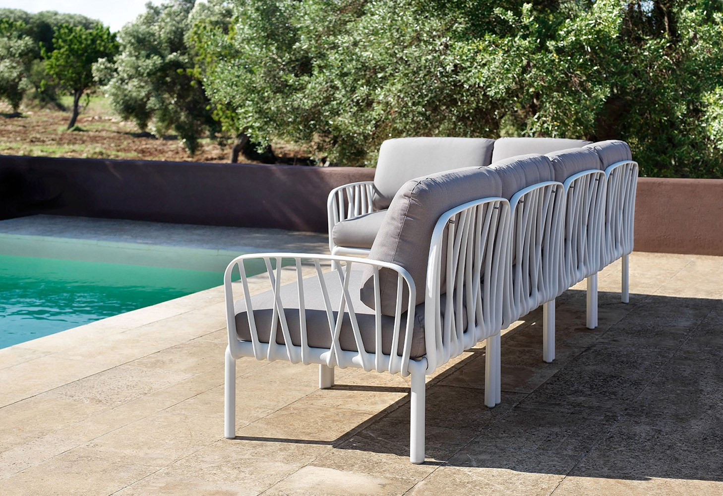 Coussin de dossier d’angle KOMODO Nardi, en situation